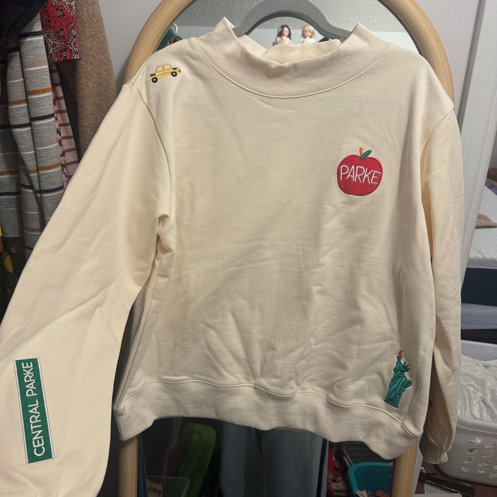 BRAND NWT LIMITED EDITION PARKE NYC SWEATSHIRT. Adult S/M.